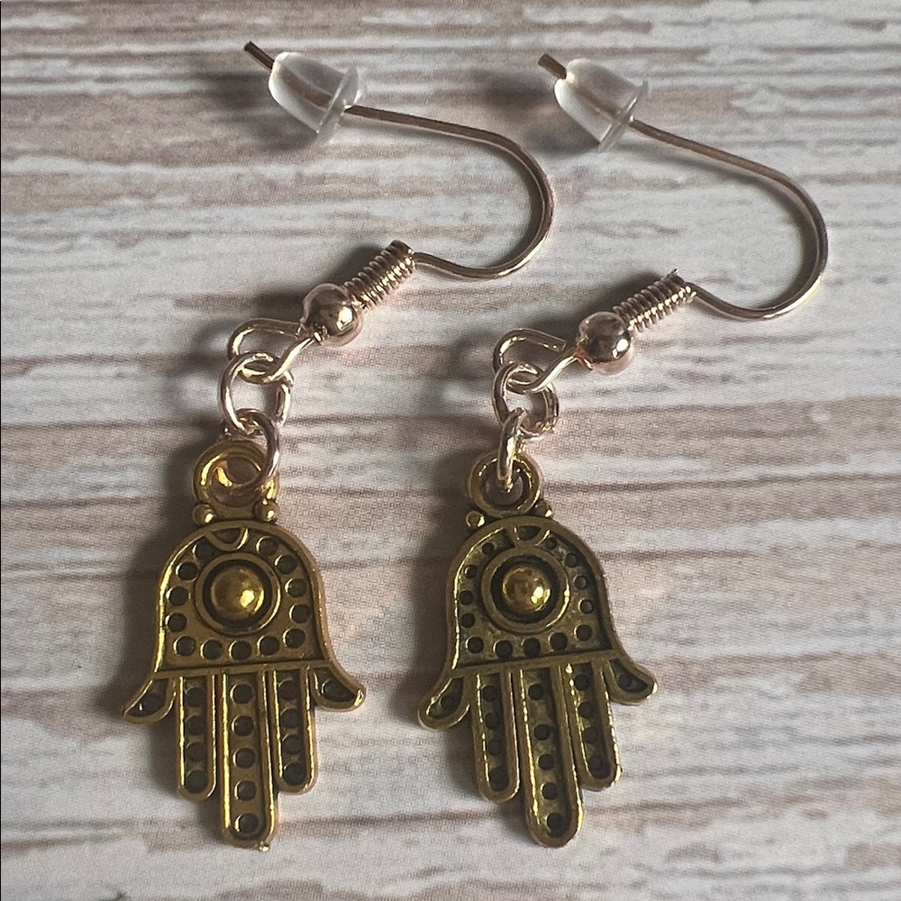 NWT Gold-tone Hamsa Hand Charm Earrings